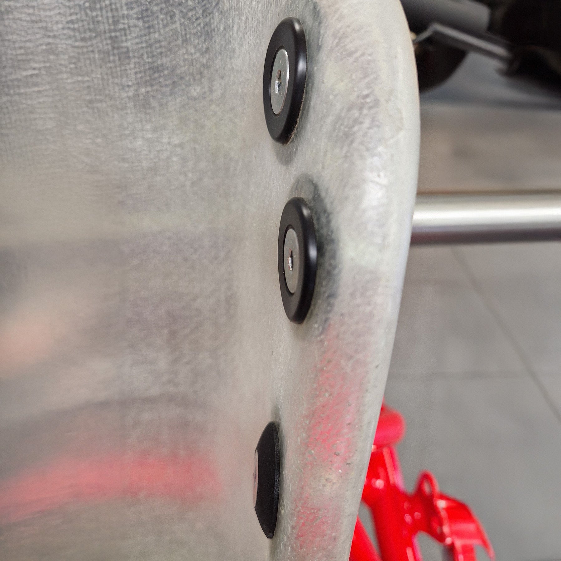 Bucket seat support kit