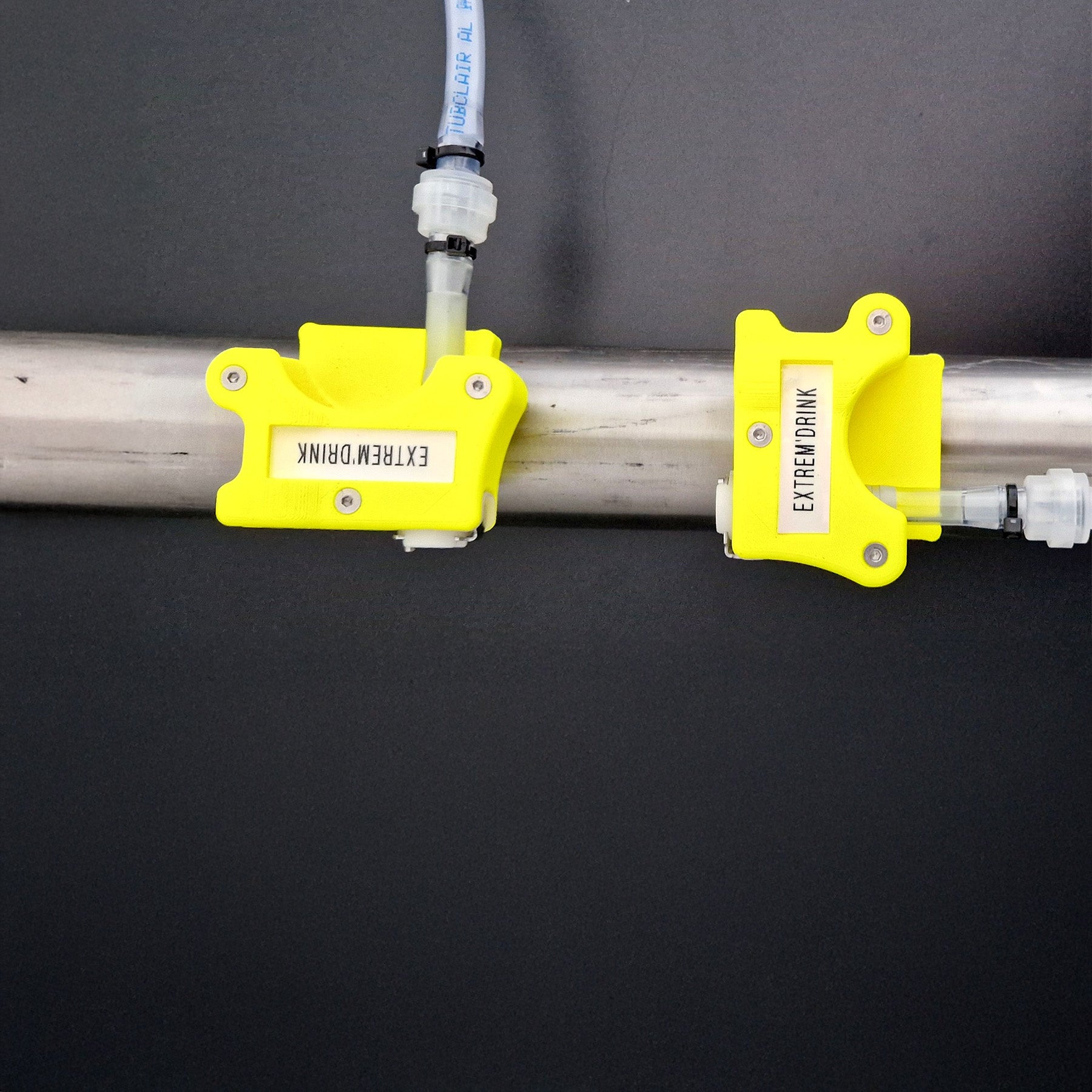 DOUBLE_PLUG_DRINK_VOITURE Extrem Motorsport