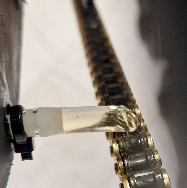 DOSEUR AUTOMATIQUE D'HUILE DE CHAINE - DHC-950