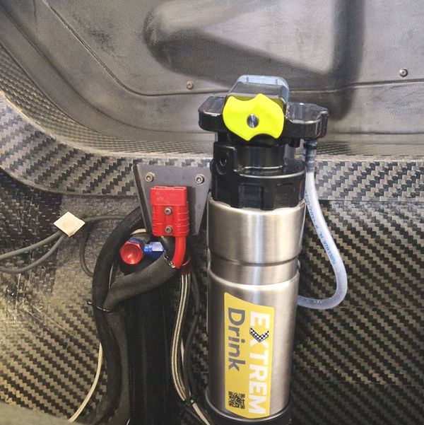 SUPPORT AUTONOME HYDRATATION PILOTE EXTREM DRINK AVEC GOURDE (GT-Proto) - DSC-200