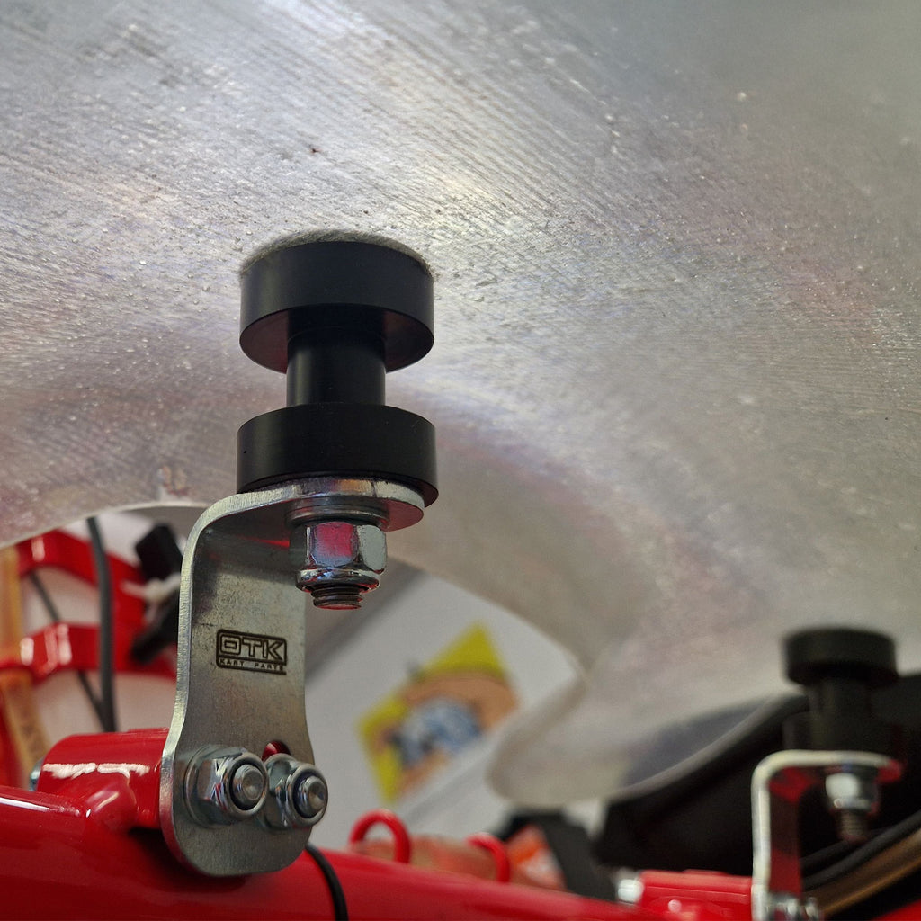 Bucket seat support kit